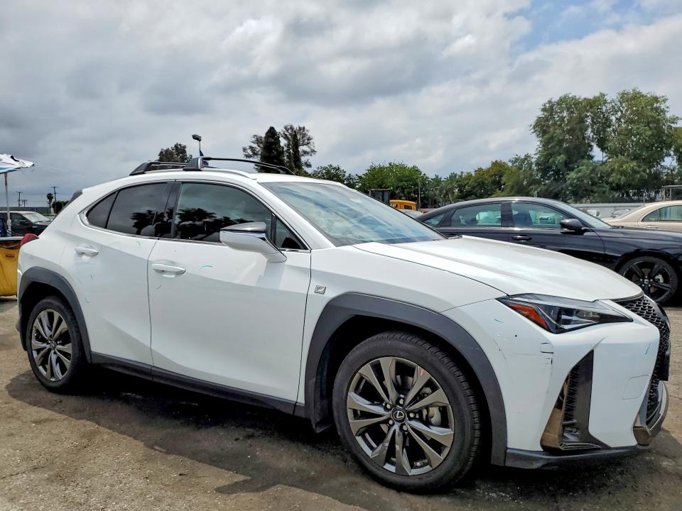 Продаж на аукціоні авто 2019 Lexus Ux, vin: JTHY3JBH7K2005835, номер лоту: 54868496