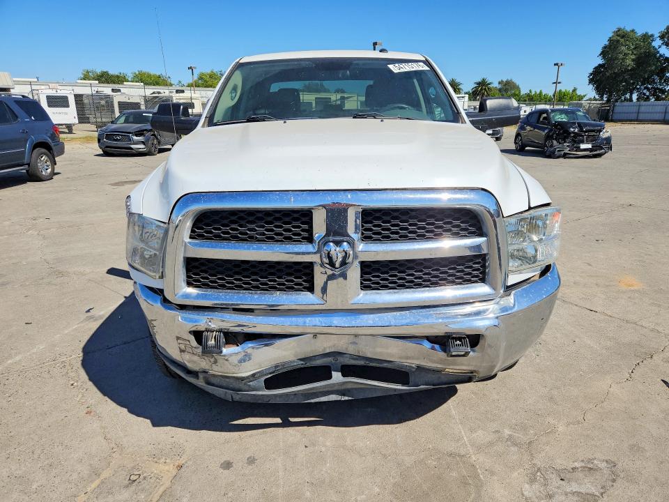 54715176 :رقم المزاد ، 3C6UR4HJXHG656958 vin ، 2017 Ram 2500 مزاد بيع