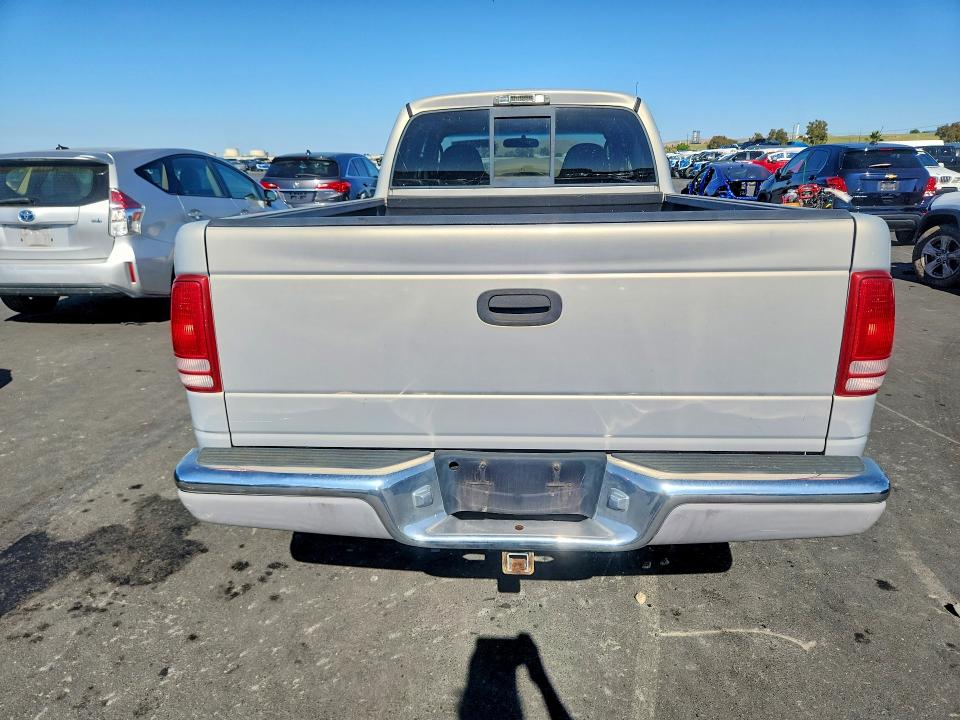 2000 Dodge Dakota მანქანა იყიდება აუქციონზე, vin: 1B7GG22X9YS611659, აუქციონის ნომერი: 54050906