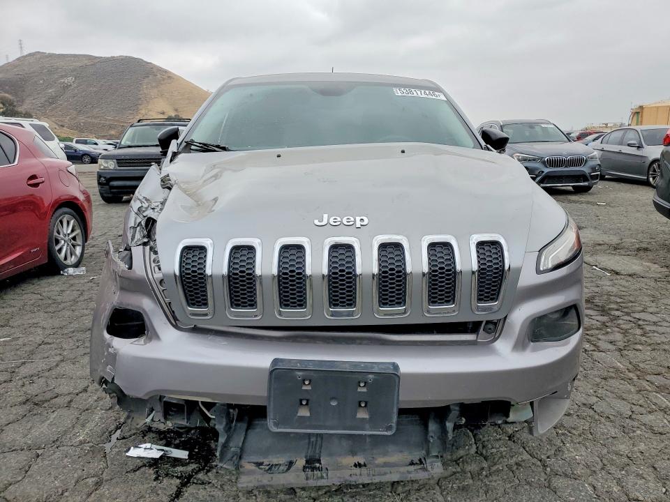 53817446 :رقم المزاد ، 1C4PJLAB0GW302070 vin ، 2016 Jeep Cherokee مزاد بيع