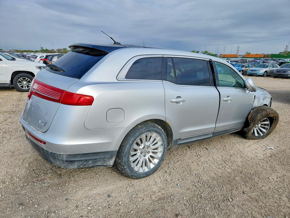 2010 Lincoln Mkt მანქანა იყიდება აუქციონზე, vin: 2LMHJ5AR8ABJ30456, აუქციონის ნომერი: 52056676