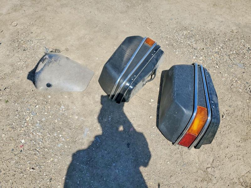 53537496 :رقم المزاد ، JH2PC0105CM304899 vin ، 1982 Honda Cx500 مزاد بيع