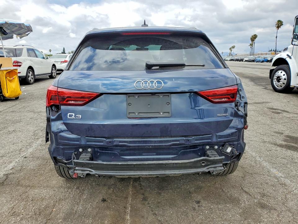 Продажа на аукционе авто 2020 Audi Q3, vin: WA1AECF3XL1028034, номер лота: 54046386