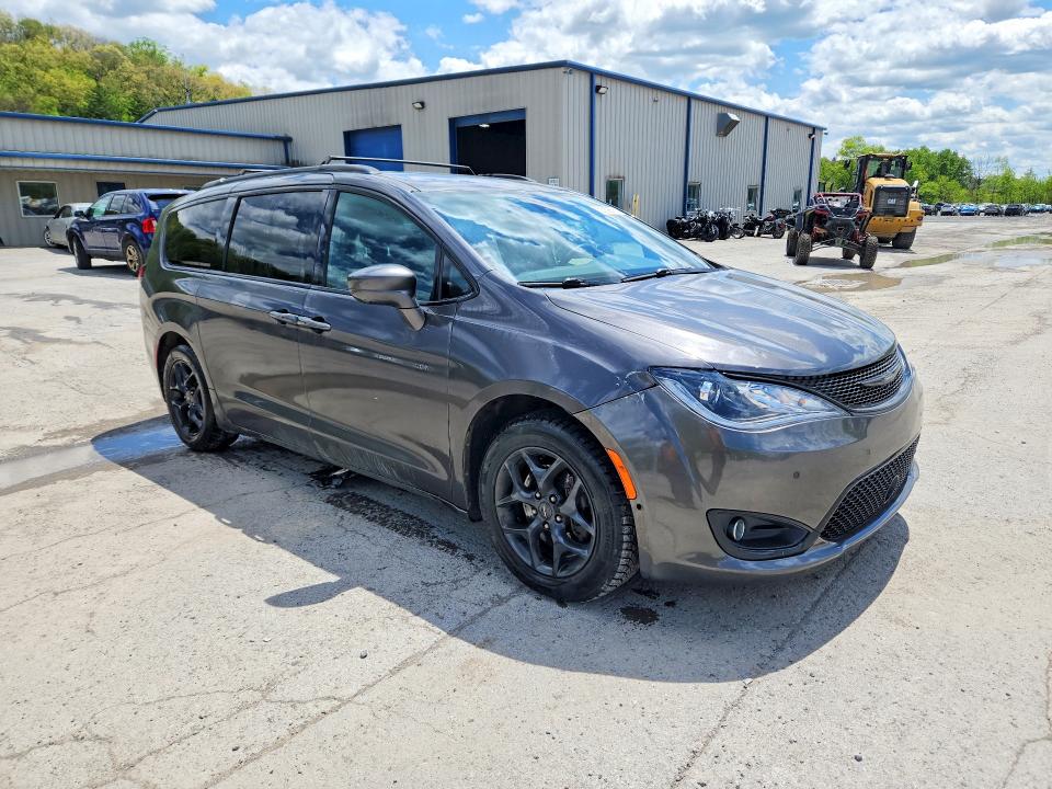 Продажа на аукционе авто 2018 Chrysler Pacifica, vin: 2C4RC1BG6JR364865, номер лота: 52559876
