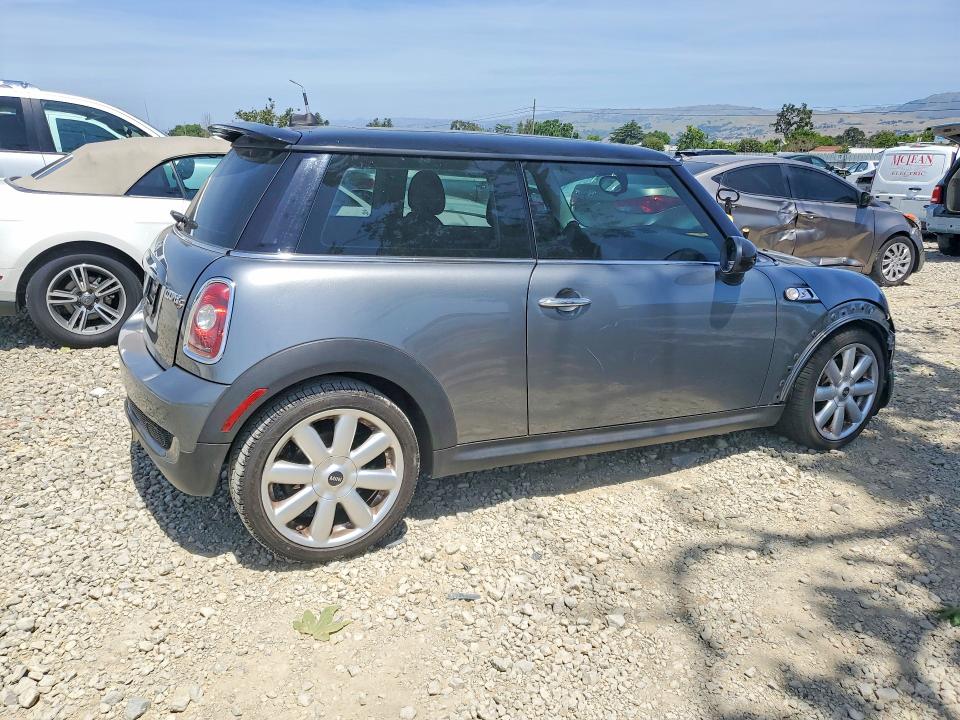 Продаж на аукціоні авто 2010 Mini Cooper, vin: WMWMF7C51ATX45580, номер лоту: 52239206