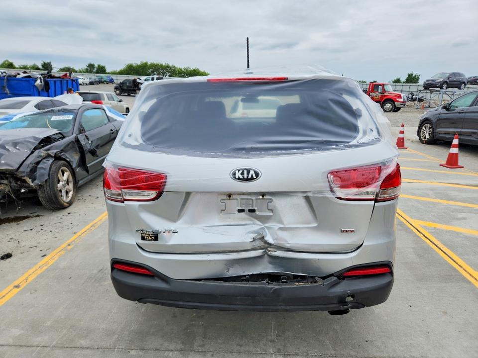 51674236 :رقم المزاد ، 5XYPG4A30HG249107 vin ، 2017 Kia Sorento مزاد بيع
