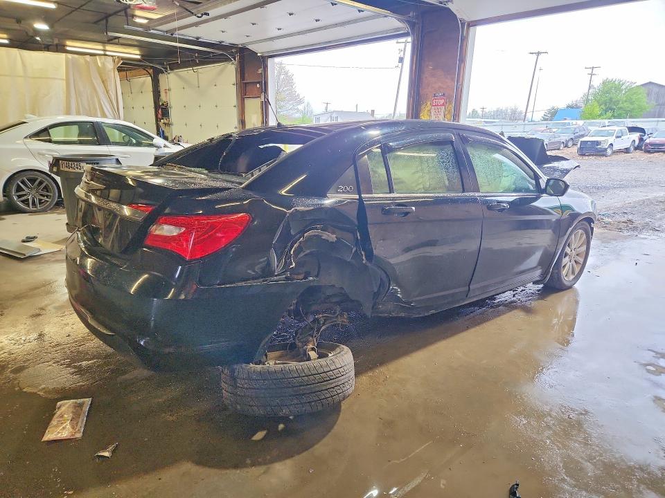 Продажа на аукционе авто 2013 Chrysler 200, vin: 1C3CCBBB2DN574949, номер лота: 52221706