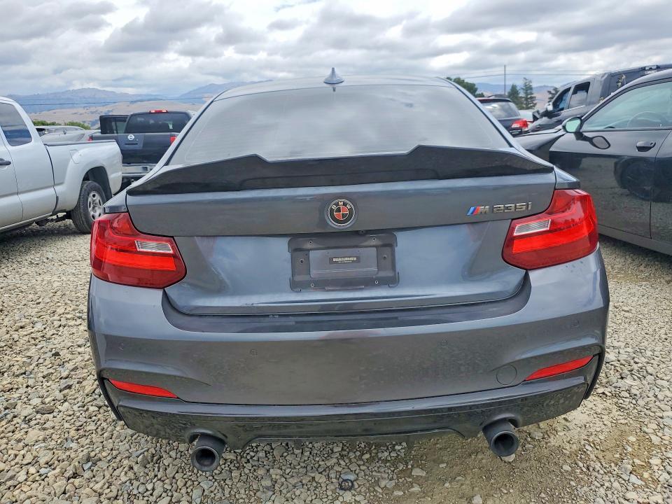 54782076 :رقم المزاد ، WBA1J7C58FV358800 vin ، 2015 Bmw M235i مزاد بيع
