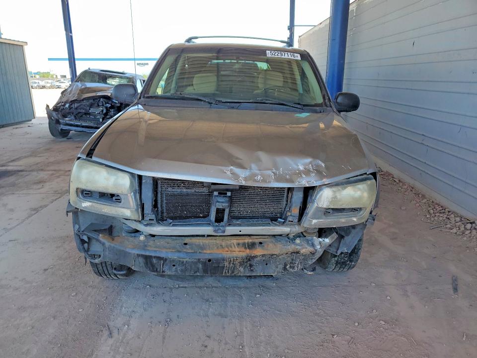 52297116 :رقم المزاد ، 1GNDT13S752205233 vin ، 2005 Chevrolet Trailblazer مزاد بيع