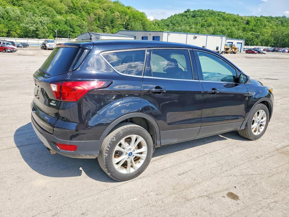 54192936 :رقم المزاد ، 1FMCU9GDXKUC49072 vin ، 2019 Ford Escape مزاد بيع