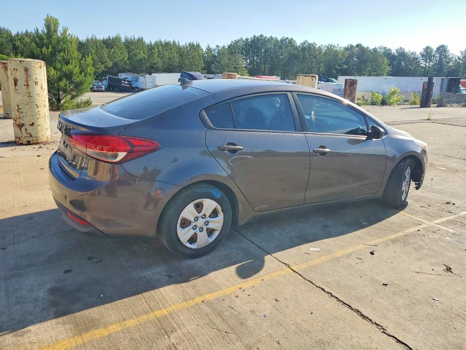 53530096 :رقم المزاد ، 3KPFK4A70HE146747 vin ، 2017 Kia Forte مزاد بيع