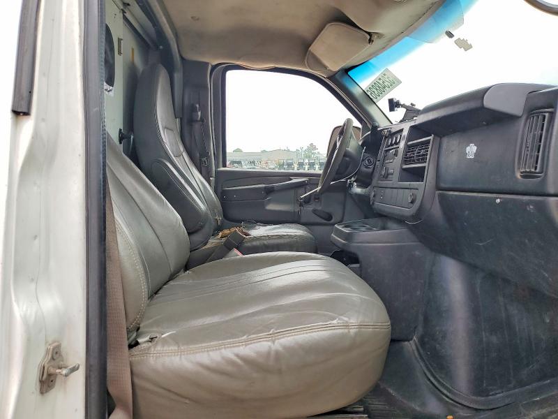 52548836 :رقم المزاد ، 1GD072CA8B1137546 vin ، 2011 Gmc Savana مزاد بيع