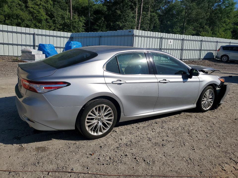 Продажа на аукционе авто 2018 Toyota Camry, vin: 4T1B11HK5JU157112, номер лота: 53314106