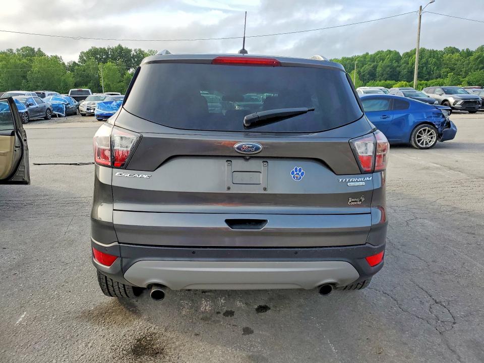 2017 Ford Escape მანქანა იყიდება აუქციონზე, vin: 1FMCU0JD2HUB20336, აუქციონის ნომერი: 55086836