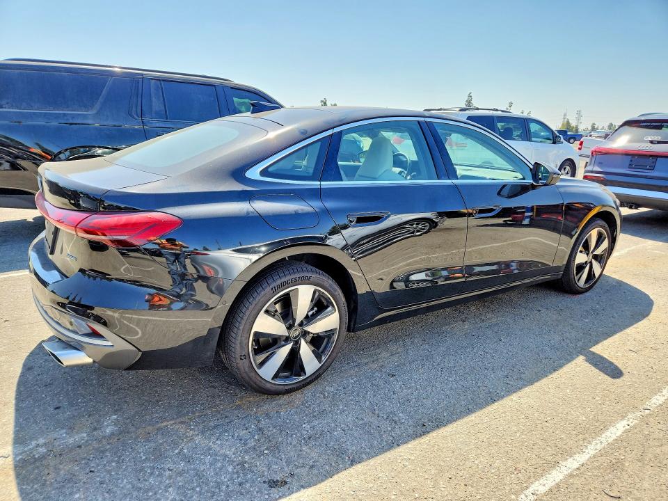 Продажа на аукционе авто 2025 Audi A5, vin: WAU3BCFU5SN048552, номер лота: 51910966