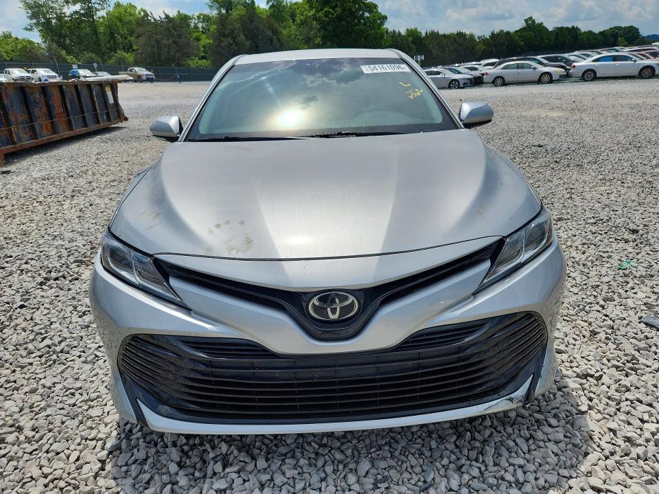 Продаж на аукціоні авто 2018 Toyota Camry, vin: 4T1B11HK0JU535997, номер лоту: 54161096