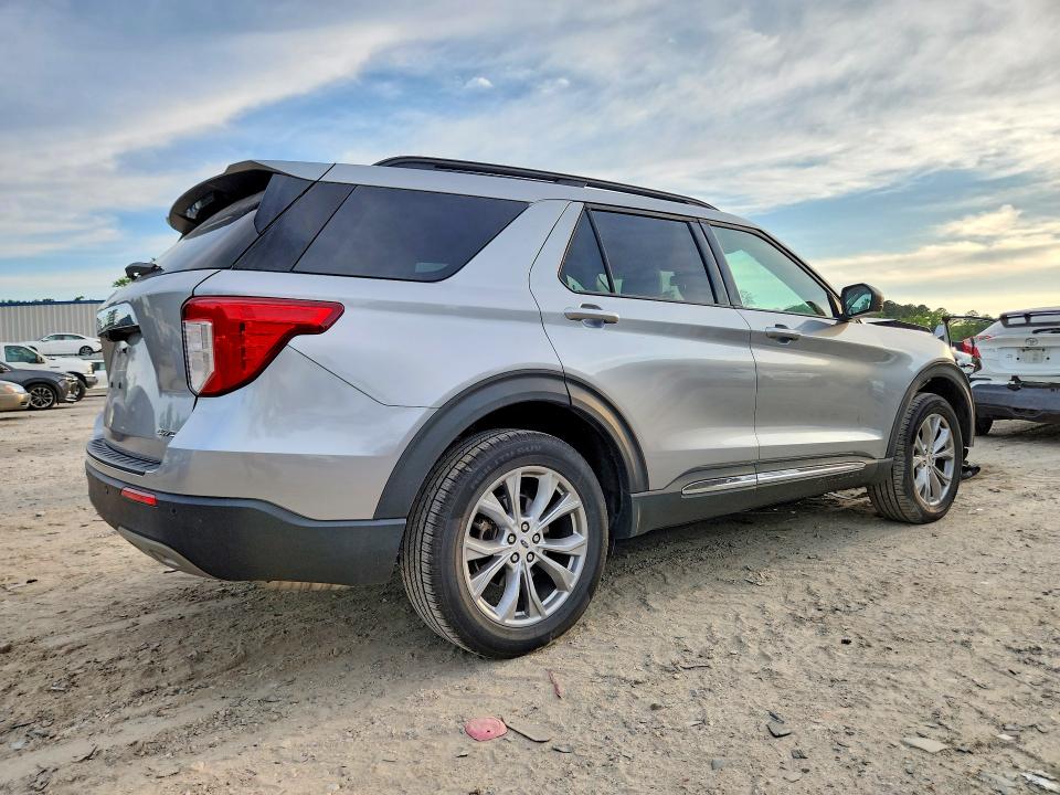 52331896 :رقم المزاد ، 1FMSK8DHXMGB41037 vin ، 2021 Ford Explorer مزاد بيع