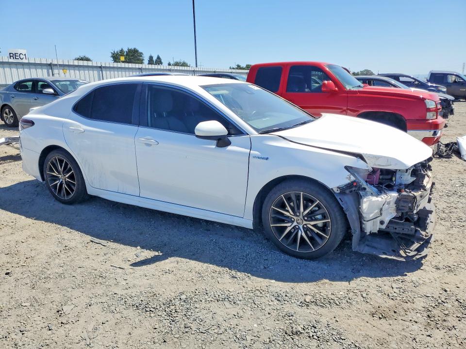 Продажа на аукционе авто 2021 Toyota Camry, vin: 4T1G31AK2MU565131, номер лота: 54155756