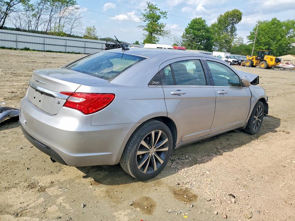 Продажа на аукционе авто 2013 Chrysler 200, vin: 1C3CCBBB3DN542141, номер лота: 53064126