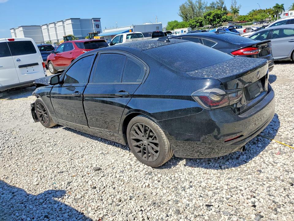 53169466 :رقم المزاد ، WBA8A9C39HK864326 vin ، 2017 Bmw 320 مزاد بيع