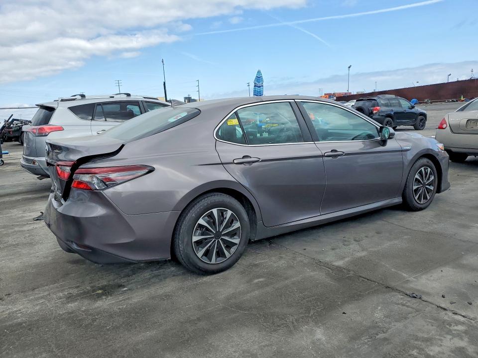 Продажа на аукционе авто 2021 Toyota Camry, vin: 4T1C31AKXMU560399, номер лота: 54484896
