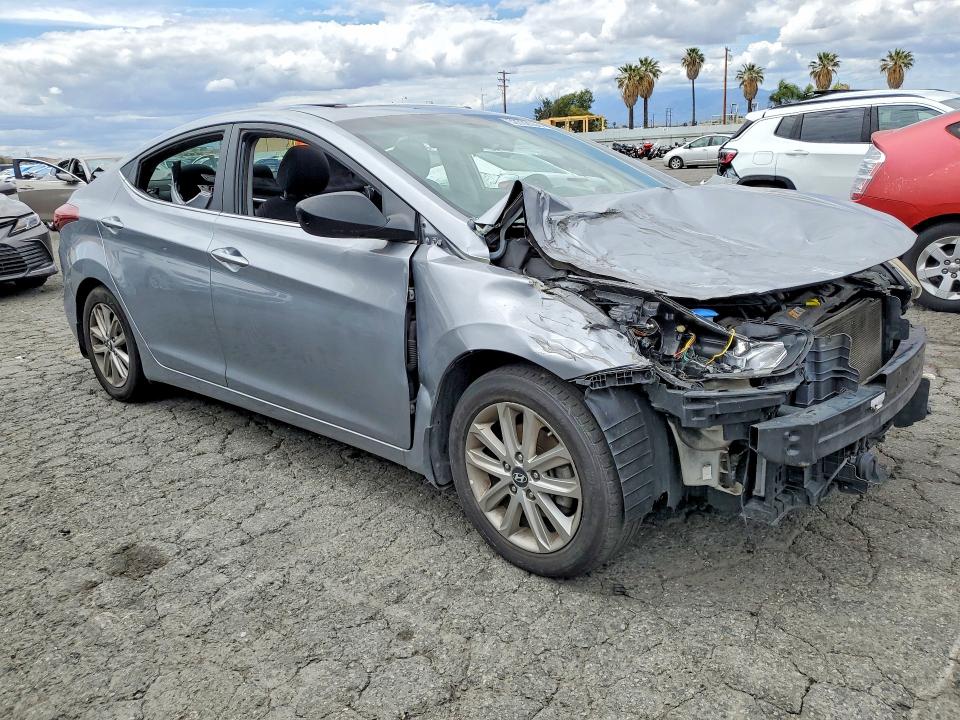 52332056 :رقم المزاد ، 5NPDH4AE6FH599378 vin ، 2015 Hyundai Elantra مزاد بيع