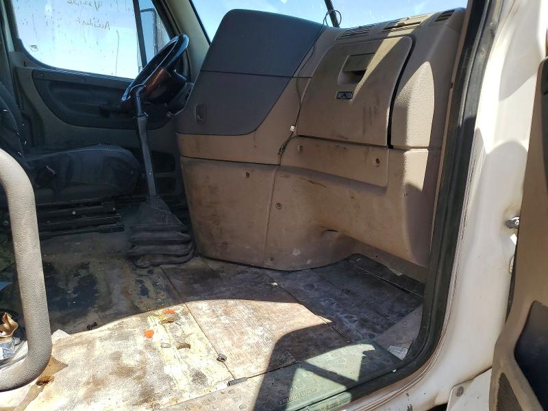 Aukcja sprzedaży 2014 Freightliner Cascadia 125, vin: 3AKJGLBG2ESFM4937, numer aukcji: 52807916