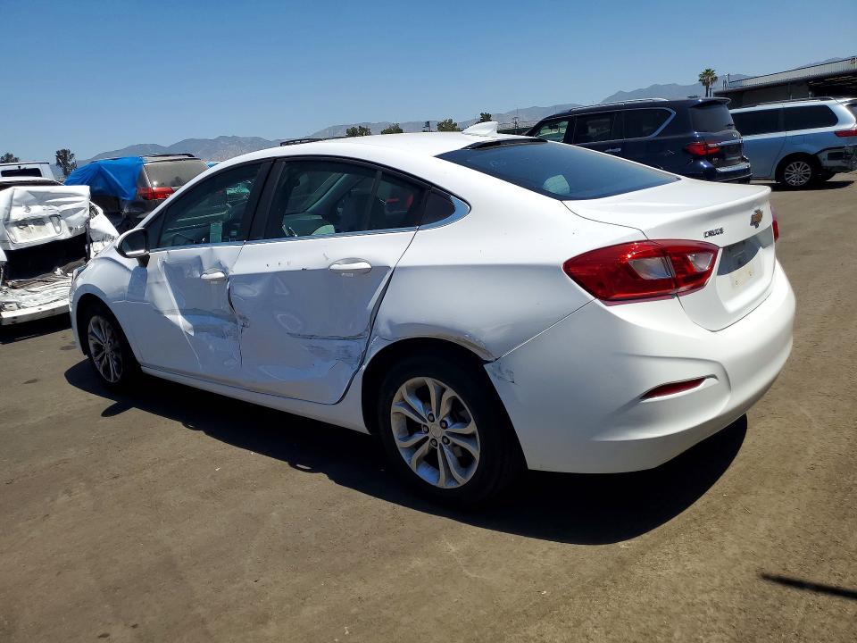 Продажа на аукционе авто 2019 Chevrolet Cruze, vin: 1G1BE5SMXK7118017, номер лота: 53741566