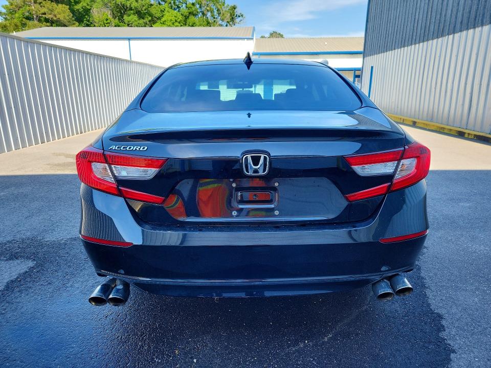 Продажа на аукционе авто 2018 Honda Accord, vin: 1HGCV1F1XJA163417, номер лота: 51572576