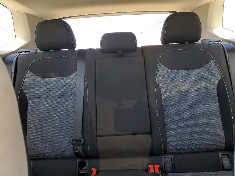 53583016 :رقم المزاد ، 3VV5C7B28SM038811 vin ، 2025 Volkswagen Taos مزاد بيع
