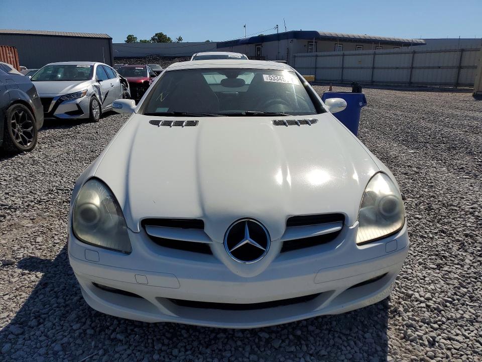 53345106 :رقم المزاد ، WDBWK56F55F037304 vin ، 2005 Mercedes-benz Slk مزاد بيع