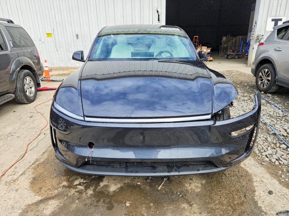 Продаж на аукціоні авто 2026 Tesla Model Y, vin: 7SAYGDED3TF585229, номер лоту: 54609816