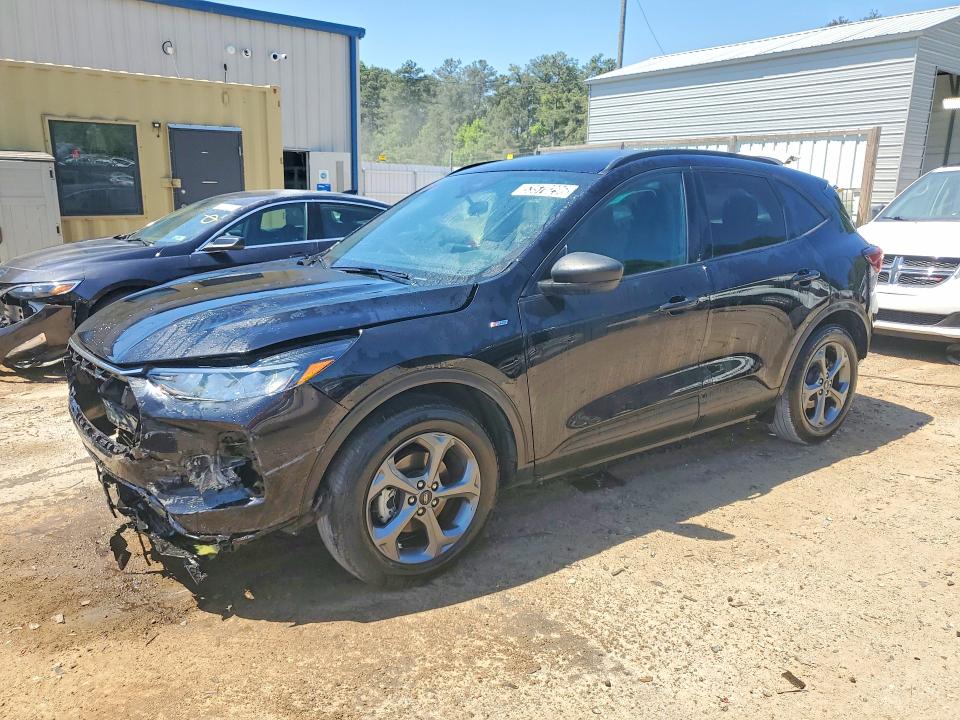 2025 Ford Escape მანქანა იყიდება აუქციონზე, vin: 1FMCU0MN3SUA73622, აუქციონის ნომერი: 53570296