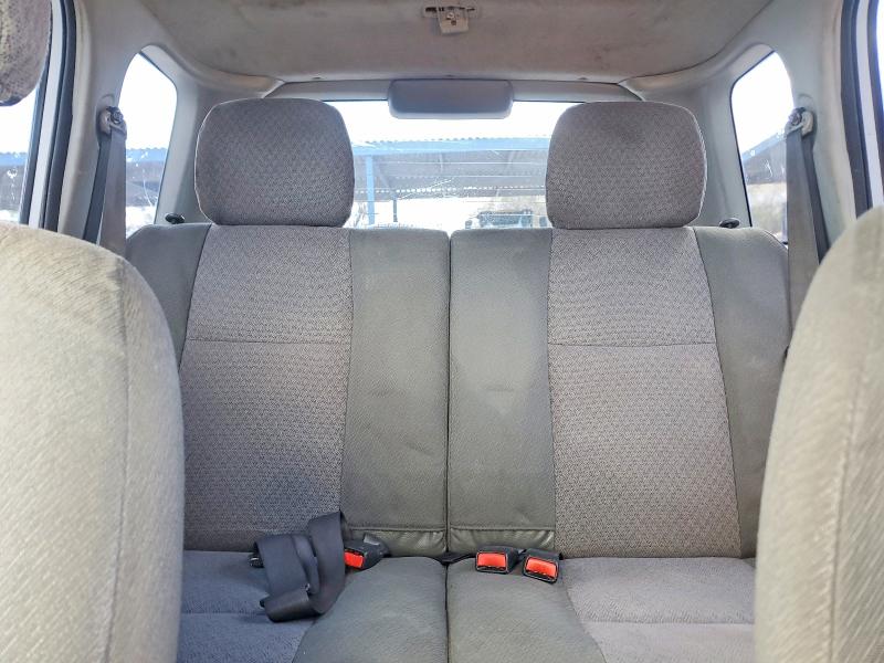 51693206 :رقم المزاد ، 2CNBJ13C0Y6939603 vin ، 2000 Chevrolet Tracker مزاد بيع
