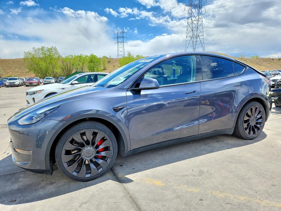 Продаж на аукціоні авто 2022 Tesla Model Y, vin: 7SAYGDEF9NF452401, номер лоту: 52342056