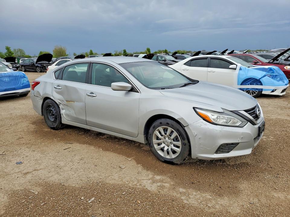 Продаж на аукціоні авто 2017 Nissan Altima, vin: 1N4AL3AP5HN352438, номер лоту: 52081486