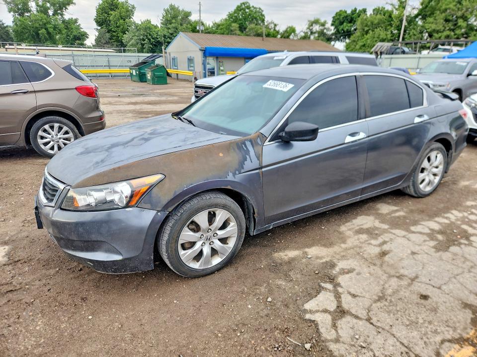 2010 Honda Accord მანქანა იყიდება აუქციონზე, vin: 1HGCP3F88AA001661, აუქციონის ნომერი: 52668136