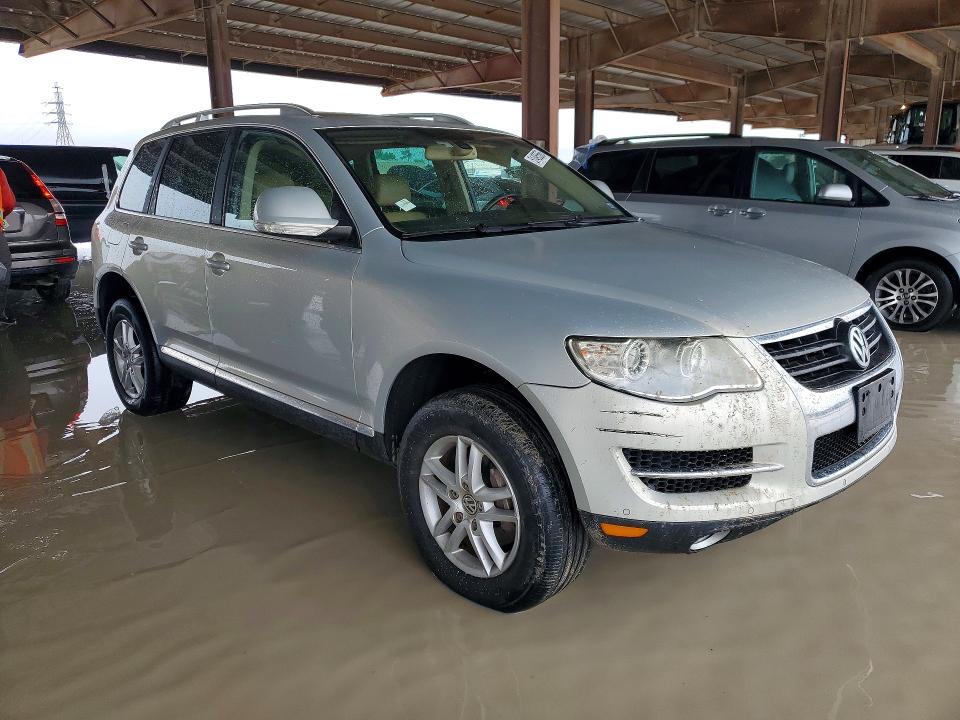 Продажа на аукционе авто 2008 Volkswagen Touareg 2, vin: WVGBE77L88D032536, номер лота: 51495566