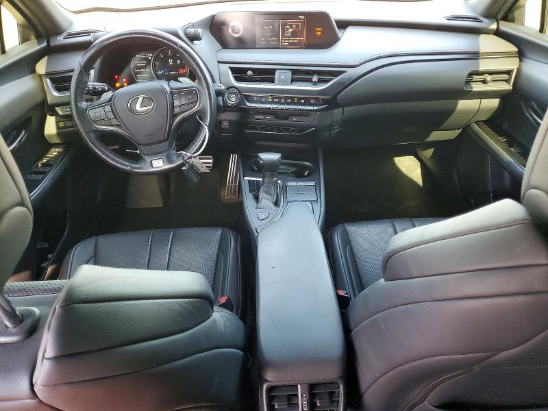 53073956 :رقم المزاد ، JTHY3JBH8K2017377 vin ، 2019 Lexus Ux 200 مزاد بيع