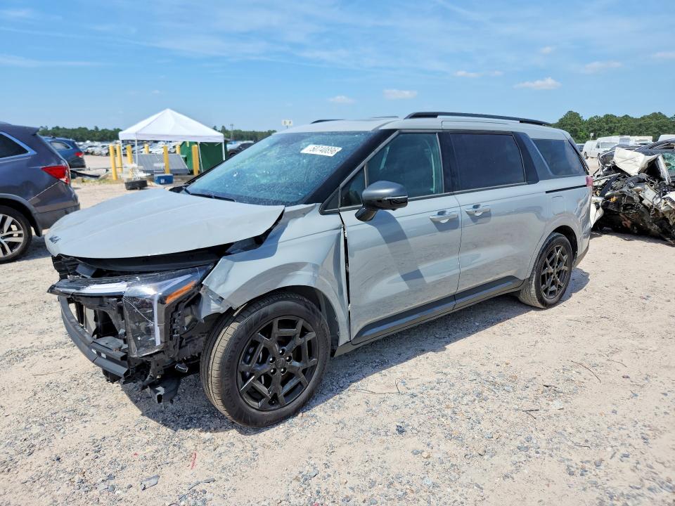Продаж на аукціоні авто 2025 Kia Carnival, vin: KNDNE5K35S6515023, номер лоту: 50740896