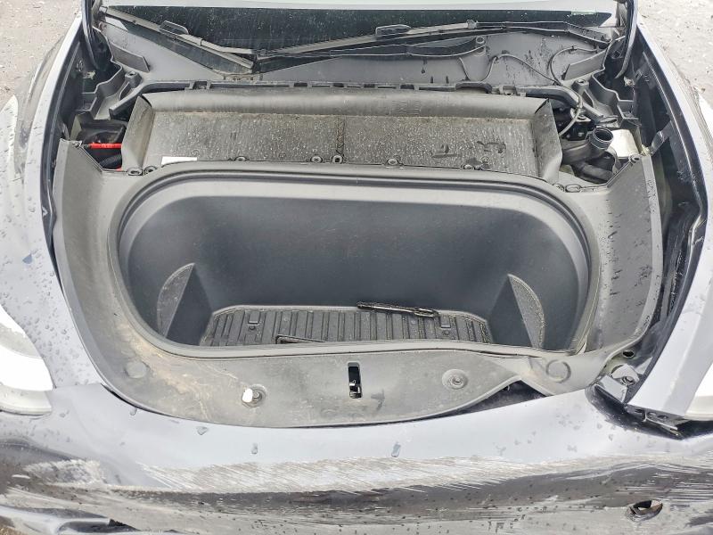 2025 Tesla Model Y მანქანა იყიდება აუქციონზე, vin: 7SAYGDED2SF272090, აუქციონის ნომერი: 54650186