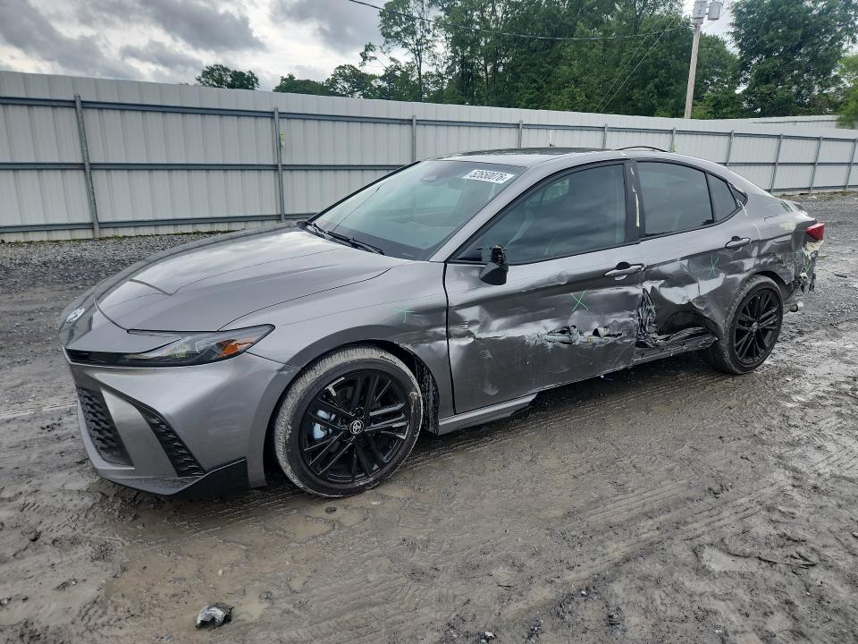 Auction sale of the 2026 Toyota Camry, vin: 4T1DAACKXTU699048, lot number: 52650076