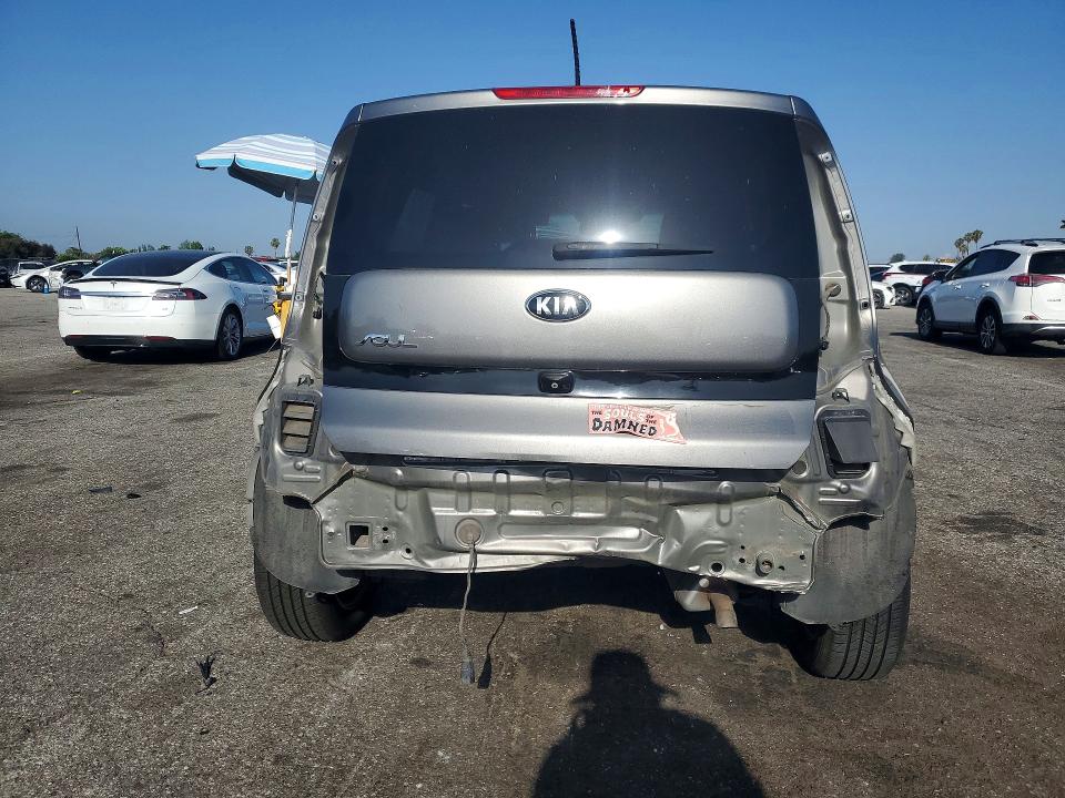 Продажа на аукционе авто 2018 Kia Soul, vin: KNDJP3A50J7541652, номер лота: 53703036