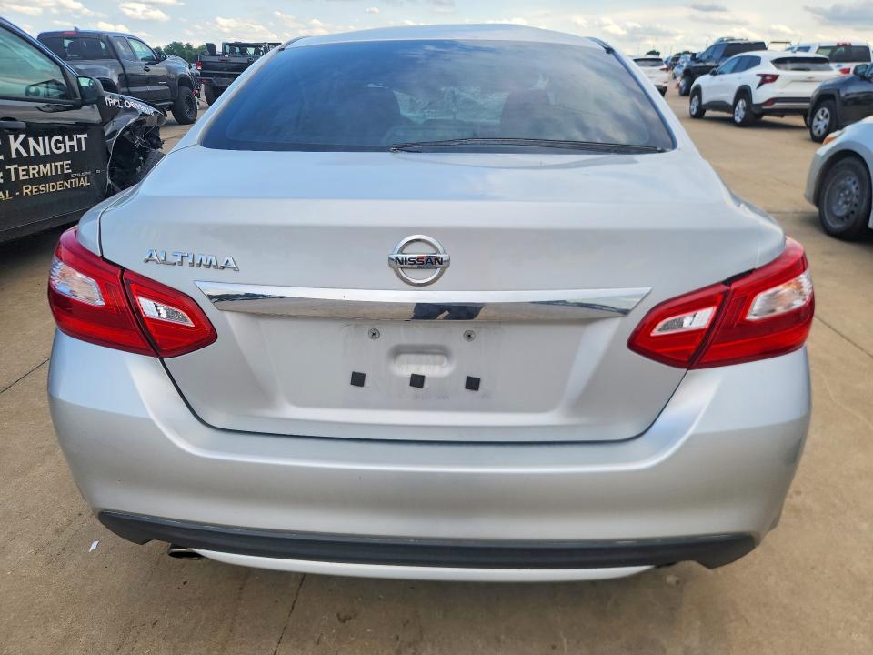 2017 Nissan Altima მანქანა იყიდება აუქციონზე, vin: 1N4AL3AP5HN316930, აუქციონის ნომერი: 55158296