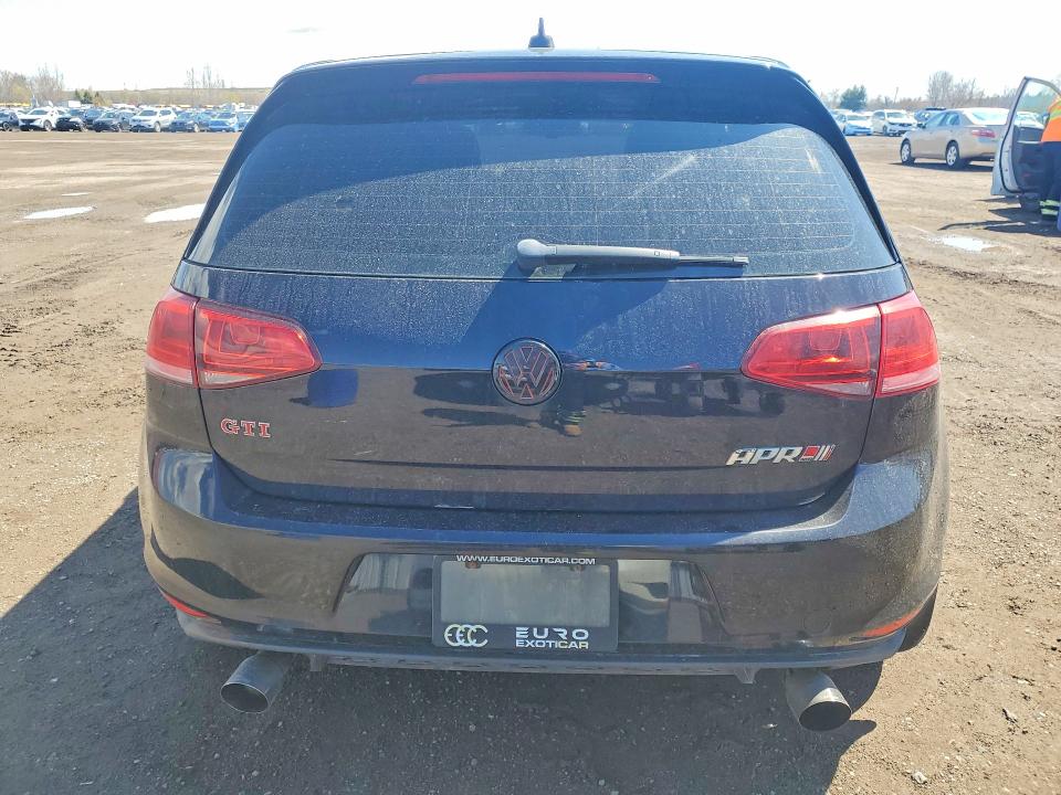 Продажа на аукционе авто 2015 Volkswagen Gti, vin: 3VW4T7AU7FM073663, номер лота: 52493766