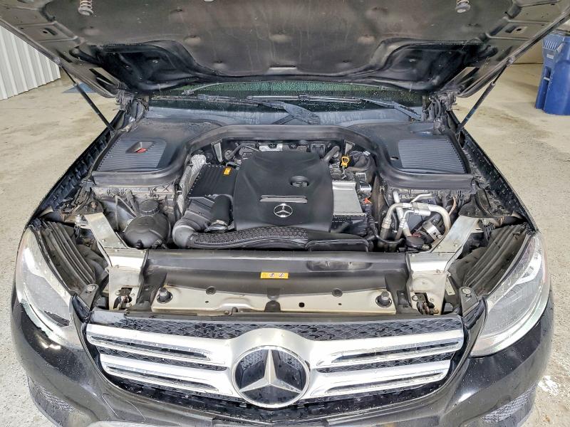 52148776 :رقم المزاد ، WDC0G4JB7JV038147 vin ، 2018 Mercedes-benz Glc مزاد بيع