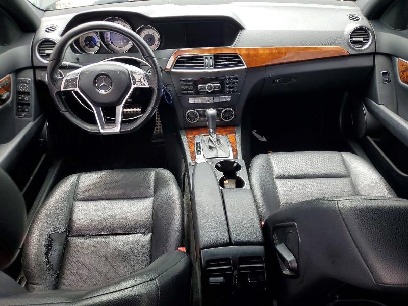 Продажа на аукционе авто 2012 Mercedes-benz C, vin: WDDGF8BB4CR231550, номер лота: 52499226
