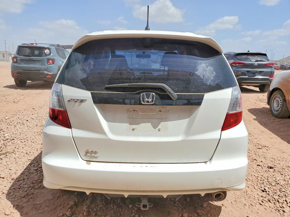 Продажа на аукционе авто 2011 Honda Fit, vin: JHMGE8H5XBS000592, номер лота: 53943346