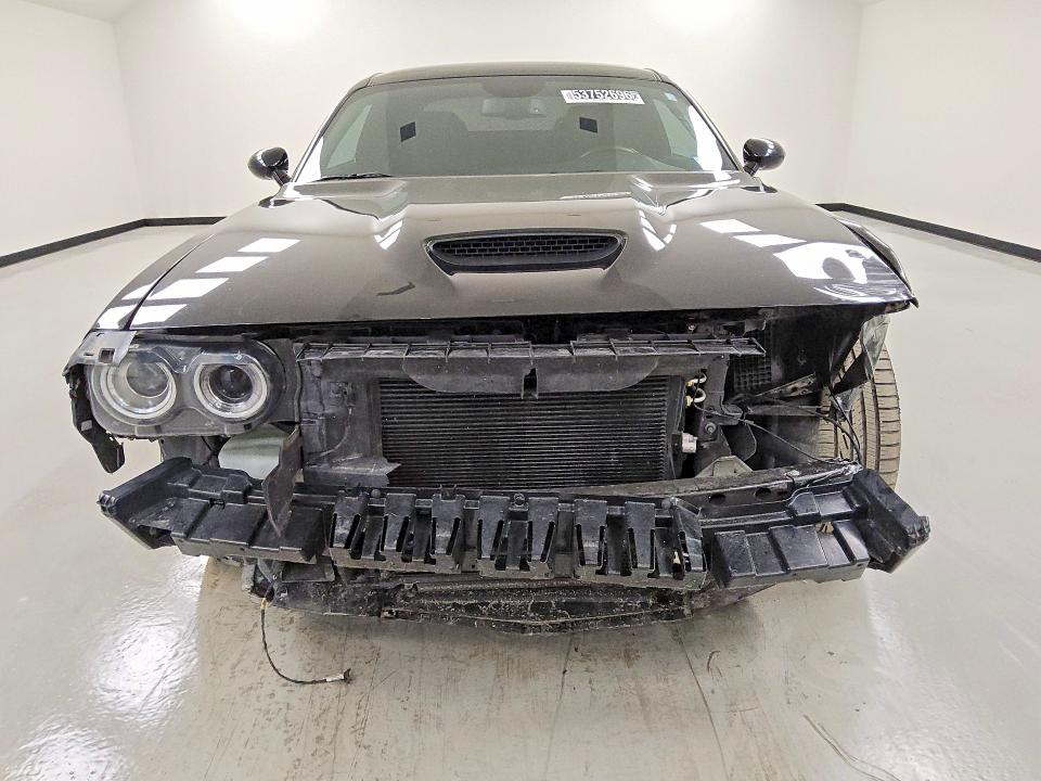 Продажа на аукционе авто 2023 Dodge Challenger, vin: 2C3CDZBT8PH669575, номер лота: 53752696