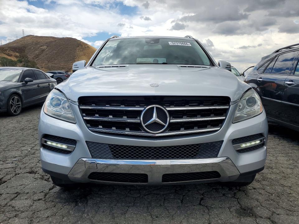 52370866 :رقم المزاد ، 4JGDA5HB0DA137064 vin ، 2013 Mercedes-benz Ml مزاد بيع